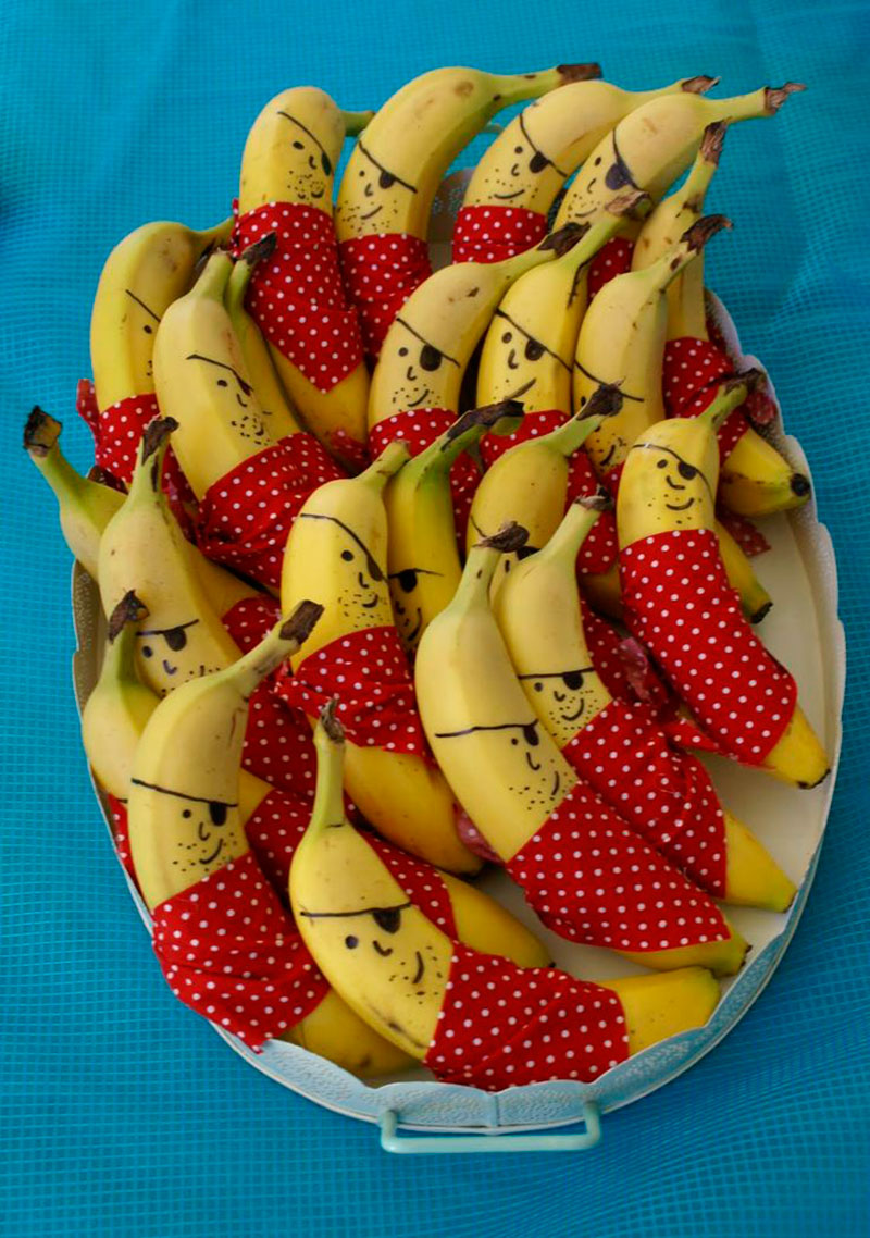 Decorar bananas deixa a fruta ainda mais atrativa (Foto: Reprodução)